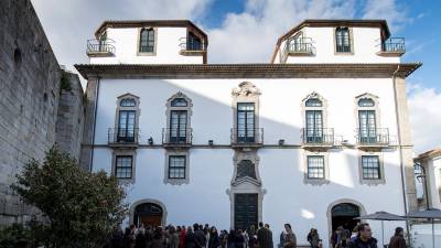 Porto recebe exposição sobre história visual da figura do ‘presenteador’ de Natal