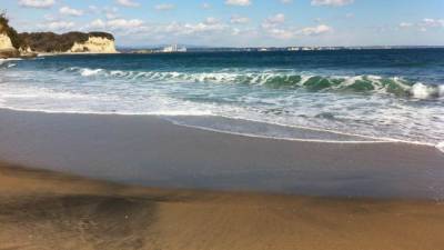Praias japonesas devastadas pelo Tsunami de 2011 reabrem oito anos depois