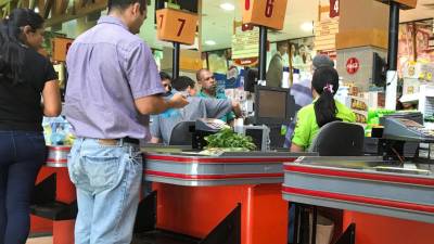Preços dos produtos e serviços na Venezuela subiram 148,2% em Outubro