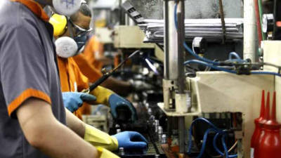Preços na produção industrial aumentam na zona euro e UE em Setembro