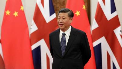 Presidente chinês reforça poderes com fim de limite de mandatos