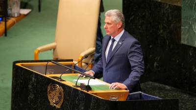 Presidente Cubano chega à Rússia para encontro com homólogo Putin