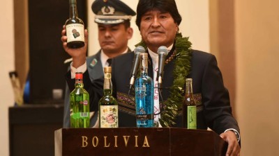 Presidente da Bolívia expande produção de coca apesar das críticas dos EUA