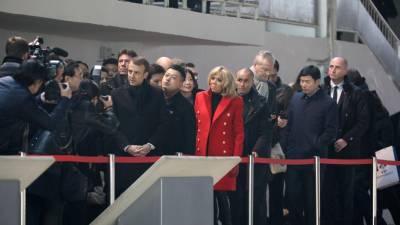 Presidente da França chega a Xian, primeira etapa da visita à China
