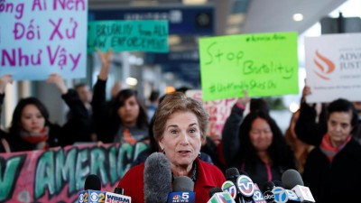 Presidente da United Airlines já pediu desculpa ao passageiro expulso do avião