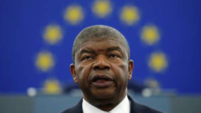 Presidente de Angola diz em Estrasburgo que questão das migrações “envergonha”