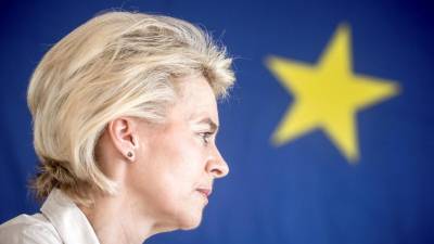 Presidente designada da Comissão Europeia vai hoje ao Parlamento Europeu