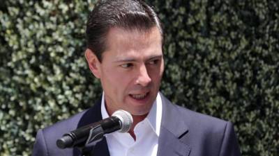 Presidente do México pede aos EUA reunião das famílias separadas na fronteira