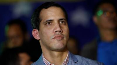 Presidente do parlamento venezuelano diz que não sucumbirá a pressões