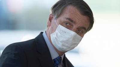Presidente do Supremo brasileiro diz que acções de Bolsonaro são dúbias e assustam