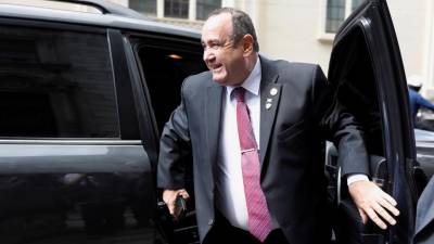 Presidente eleito da Guatemala foi expulso por apresentar documentação italiana