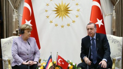 Presidente turco repreende chancelar alemã sobre expressão terrorismo islamita