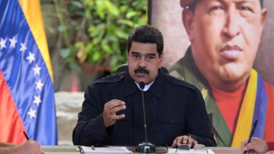 Presidente venezuelano Nicolás Maduro garante que não abandonou o cargo