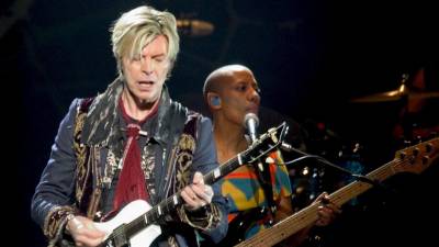 Primeira gravação de David Bowie vai a leilão em Setembro