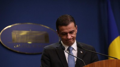 Primeiro-ministro romeno anuncia revogação de polémico decreto sobre corrupção após protestos