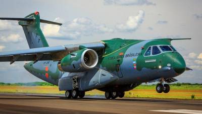 Programa de aquisição dos aviões KC-390 para a Força Aérea recebe visto do Tribunal de Contas