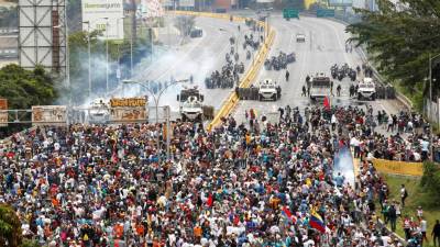 Protestos em Palo Verde, na Venezuela, por estar há 12 dias sem electricidade e água