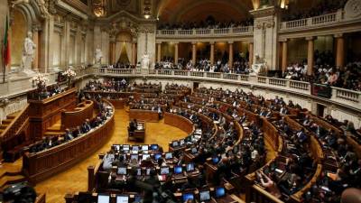 PS quer prioridade máxima à protecção dos portugueses residentes no Reino Unido