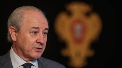 PSD propõe mais férias e prémio de desempenho para trabalhadores do SNS