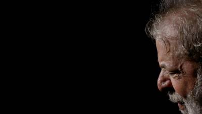 PT tem até final do dia para apresentar substituto de Lula às presidenciais no Brasil