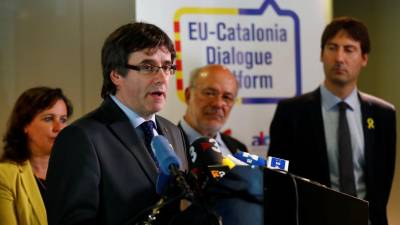 Puidgemont afirma que novo Governo da Catalunha está “em boas mãos”