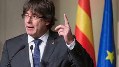 Puigdemont admite outra solução que não a independência da Catalunha