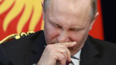Putin admite falhas nos controlos antidoping, mas nega envolvimento governamental