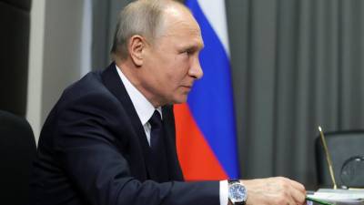 Putin anuncia derrota completa do grupo extremista Estado Islâmico na Síria
