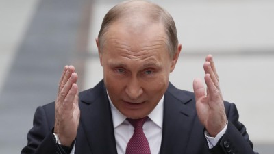 Putin disposto a dar asilo político a James Comey