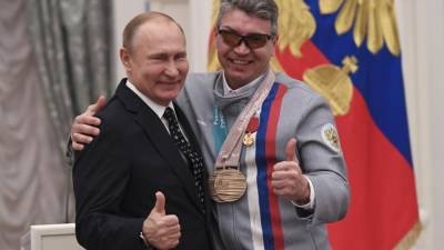 Putin promete continuar a defesa da honra do desporto da Rússia