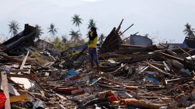 Quase dois mil mortos na Indonésia após sismo e tsunami