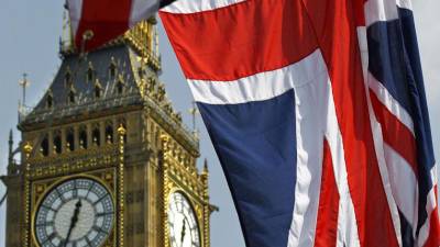 Quatro jovens esfaqueados na passagem de ano em Londres