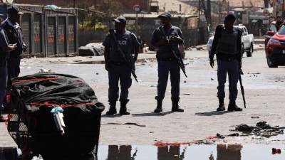 Quatro portugueses vítimas de ataques queixam-se de passividade policial na África do Sul