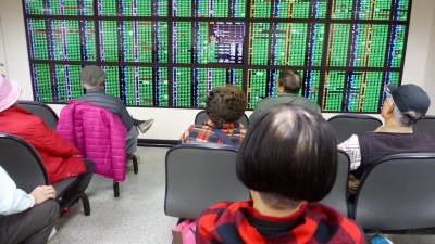 Queda de Wall Street recupera termos como correcção, contágio, bull e bear market