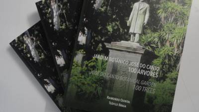 Raimundo Quintal partilha livro dedicado ao Jardim Botânico José do Canto