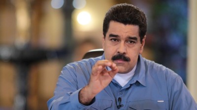 ‘Rating’ da Venezuela desce para ‘default’ selectivo