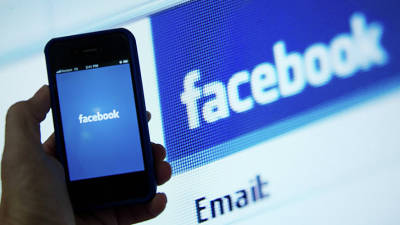 Rede social Facebook apaga contas suspeitas de manipulação com origem no Irão