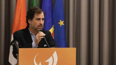 “Região deve ser ouvida quanto ao futuro da TAP”, defende Paulo Neves