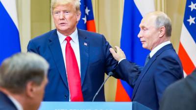 Republicanos e democratas criticam Trump na conferência de imprensa com Putin