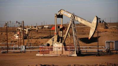 Reservas de petróleo dos EUA registam subida inesperada