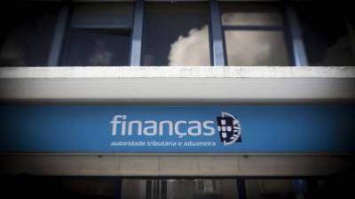Residentes não habituais com divergências no IRS têm de provar ao fisco a sua actividade