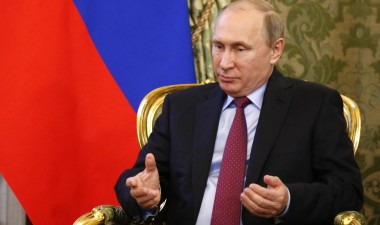 Reunião Rússia-EUA cancelada devido a sanções