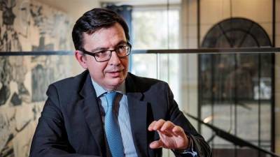 Román Escolano substitui Luis de Guindos como ministro da Economia de Espanha