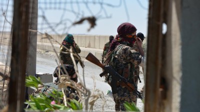 Rússia anuncia destruição de comboio com mais de 120 ‘jihadistas’