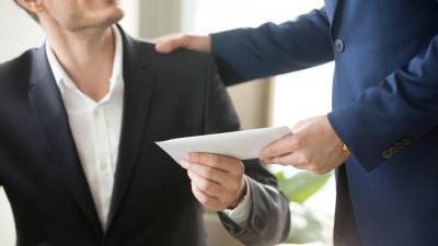 Salário médio atinge 911 euros no 2.º trimestre mas maioria recebe valor inferior