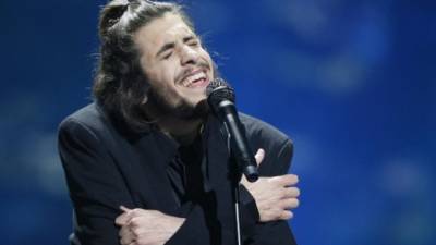 Salvador Sobral já recebeu transplante de coração e a operação correu bem
