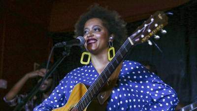 Sara Tavares, Senza e Michael Yang animam este sábado a Calheta