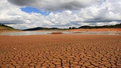 Seca leva Namíbia a recorrer a reservas de água de emergência