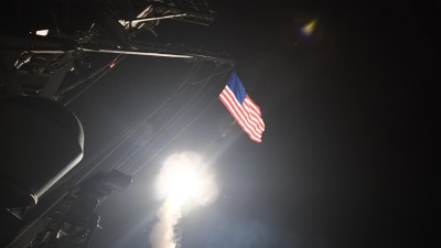 Seguei Lavrov compara ataque americano à invasão do Iraque em 2003