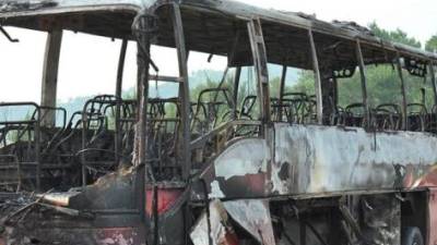 Seis mineiros mortos em incêndio de autocarro na África do Sul